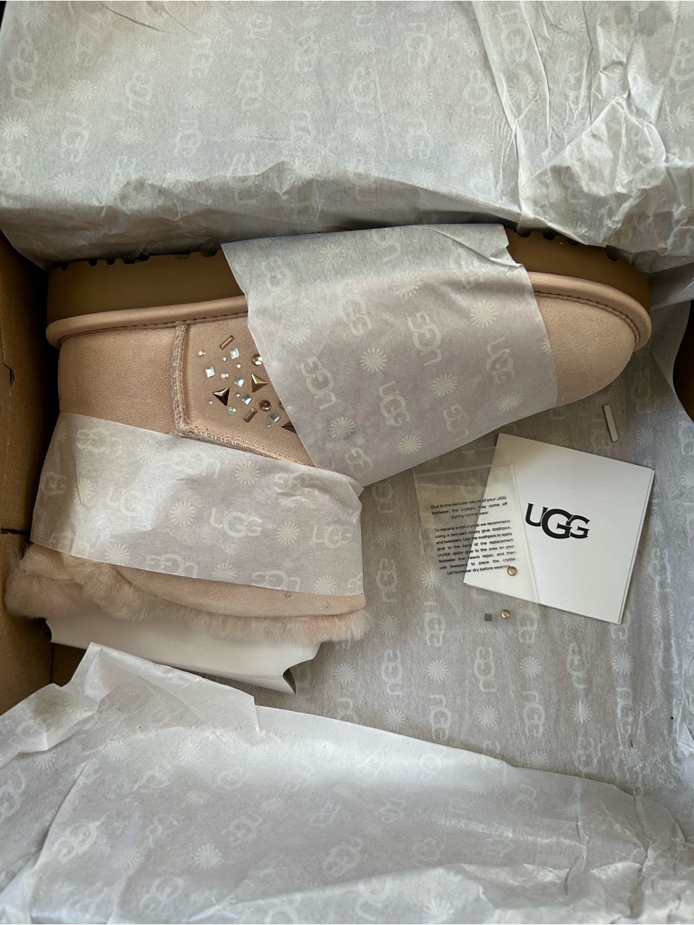 NWT UGG Classic Galaxy Bling Mini Boots - Picture 2 of 5